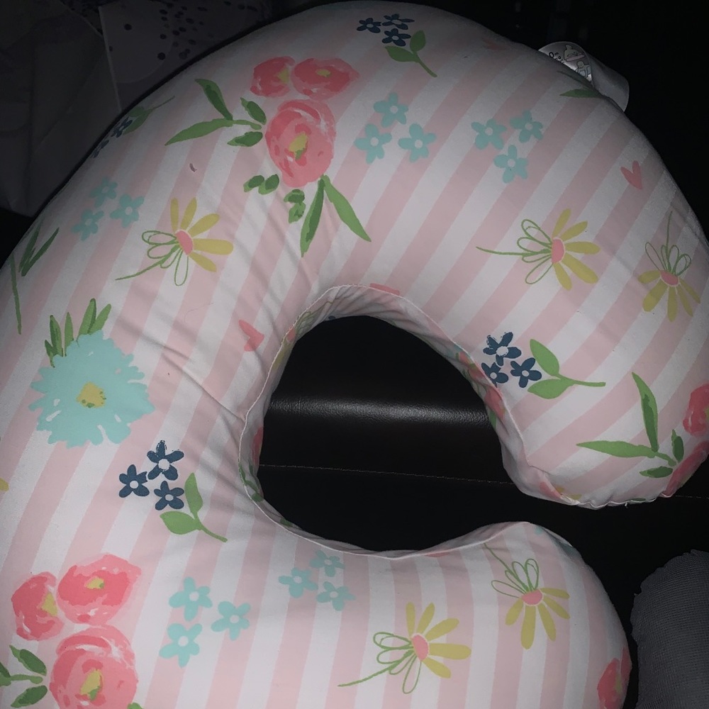 Boppy pillow